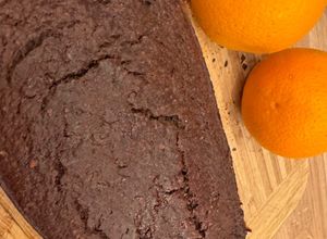 O poză a rețetei Brownie cu ovaz si ciocolata neagra si banane.