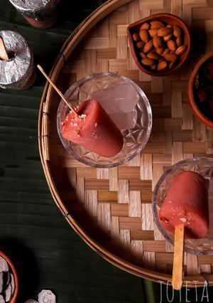 A picture of Watermelon popsicles.