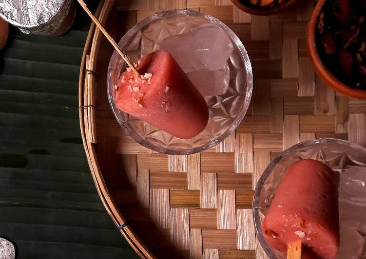 Recipe of Speedy Watermelon popsicles
