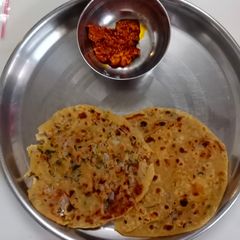 Onion paratha A picture of Onion paratha.