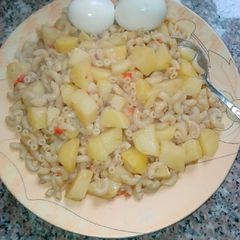 A picture of Macaroni.
