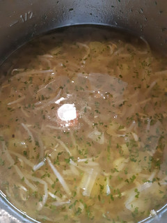 A picture of Bean Sprout Soup (Instant Pot).