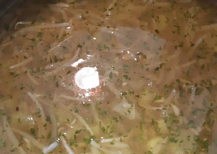 Steps to Prepare Homemade Bean Sprout Soup (Instant Pot)