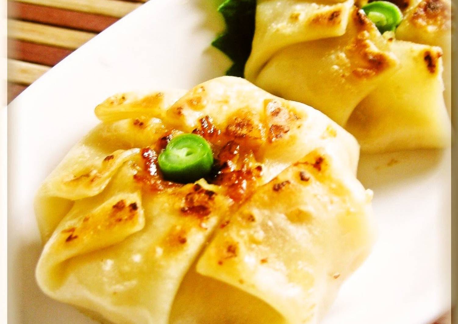 Curried Gyoza Dumplings Recipe by cookpad.japan Cookpad
