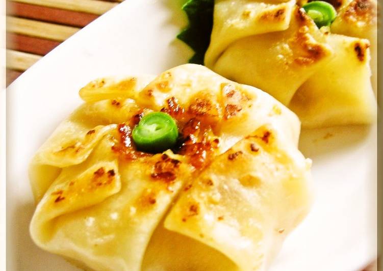 How to Make Quick Curried Gyoza Dumplings