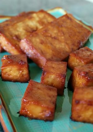 A picture of Marinated Baked Tofu.