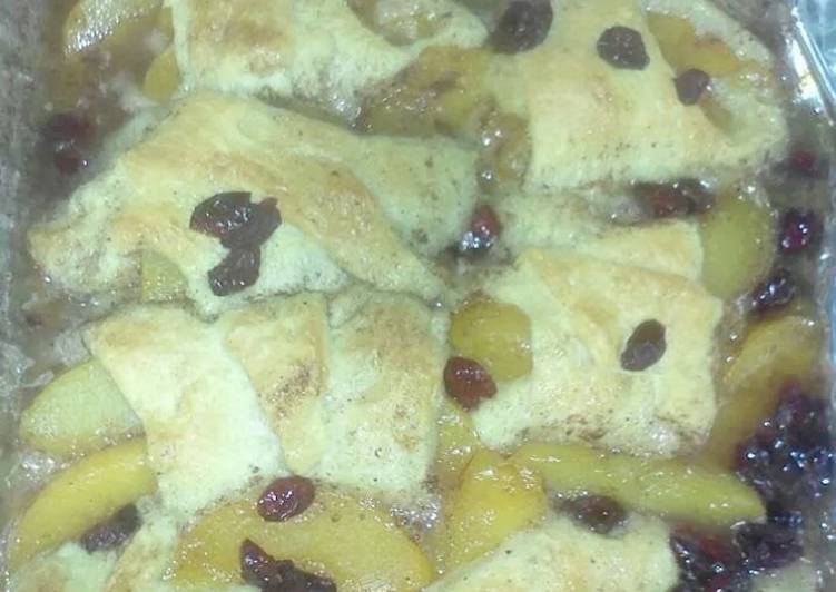 How to Prepare Award-winning Cookies Mountain Dew Soda Peach Cobbler