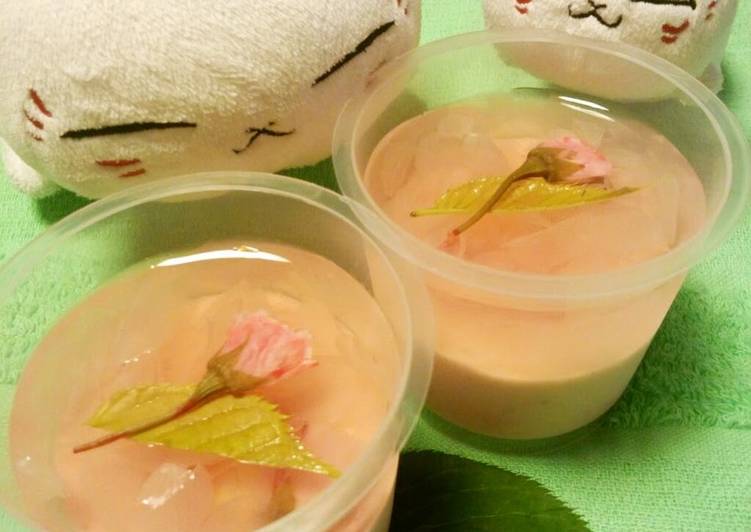Simple Way to Make Delicious Cherry Blossom &amp; Strawberry Hanami Jello