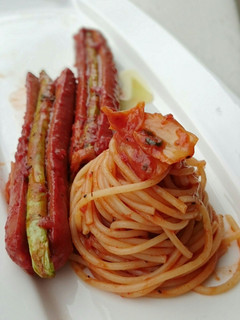 A picture of Hotdog And Green Bean With Kimchi Spaghetti.