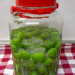 A picture of Our Family's Umeshu.