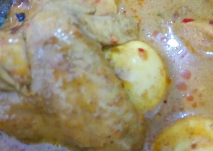 Gulai ayam padang