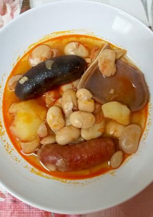 Una foto de Potaje de judiones con calabaza de mamá