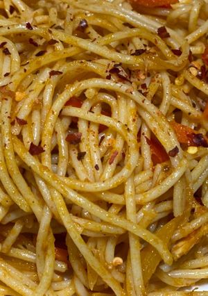 সেজোয়ান নুডলস(Schezwan noodles recipe in Bengali) রেসিপির প্রধান ছবি