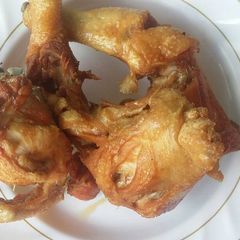 A picture of Deep fried Chicken.