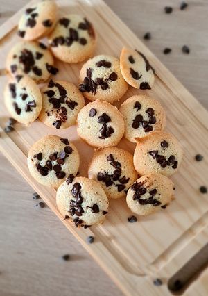 Une photo de Minis financiers aux pépites de chocolat