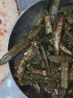मसाला भिंडी (masala bhindi recipe in Hindi) रेसिपी मुख्य फोटो