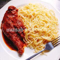 A picture of White spaghetti and stew.