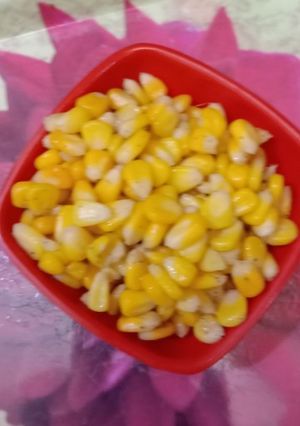 A picture of Salted sweet corn.