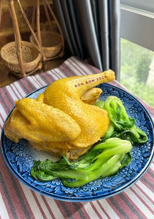 Hình của món Gà Hấp Muối.