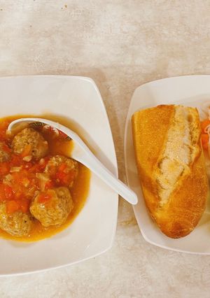 Hình của món Bánh mì xíu mại.