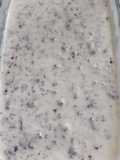 Helado de yogur griego de stracciatella con chocolate crunch