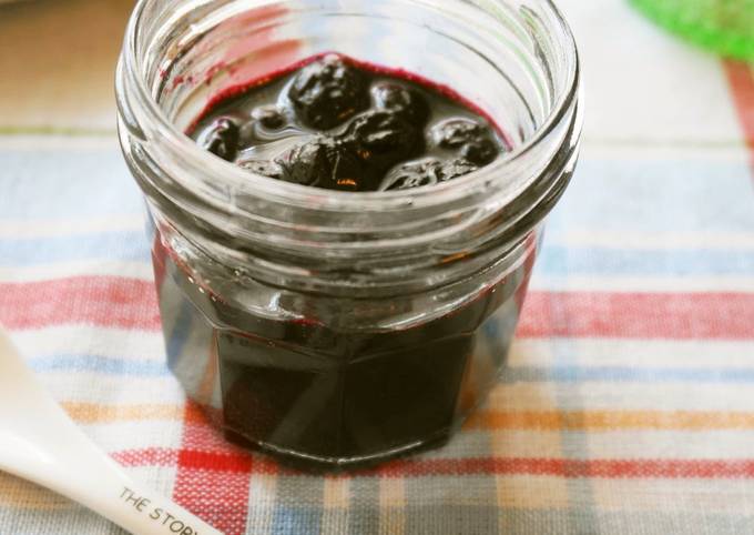 Reduced Sugar Blueberry Jam Easily Made in the Microwave