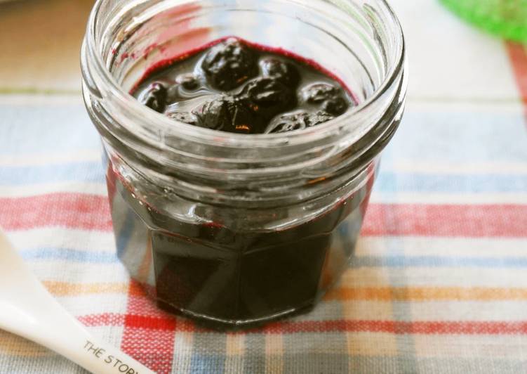 Simple Way to Prepare Award-winning Reduced Sugar Blueberry Jam Easily Made in the Microwave