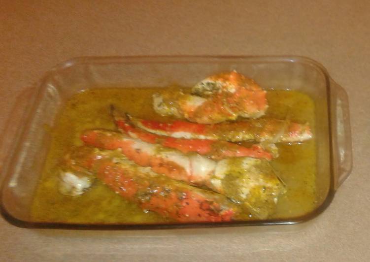 Steps to Cook Perfect The Curry Garlic Butter &amp; Crab Kicker Dish