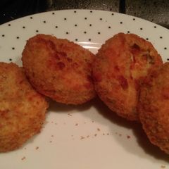 A picture of Mandys haddock fish cakes burgers.