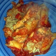 A picture of Stuffed Shells.