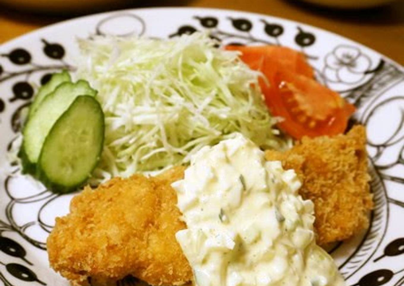 Crispy & Delicious Deep-Fried Salmon and Tartare Sauce