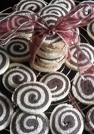 Une photo de Escargots (sablés bicolores)