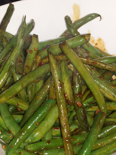 A picture of Sweet and spicy green beans.