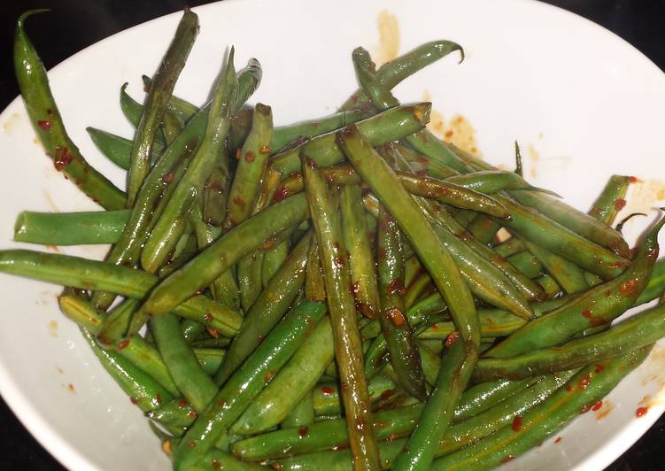 Sweet and spicy green beans
