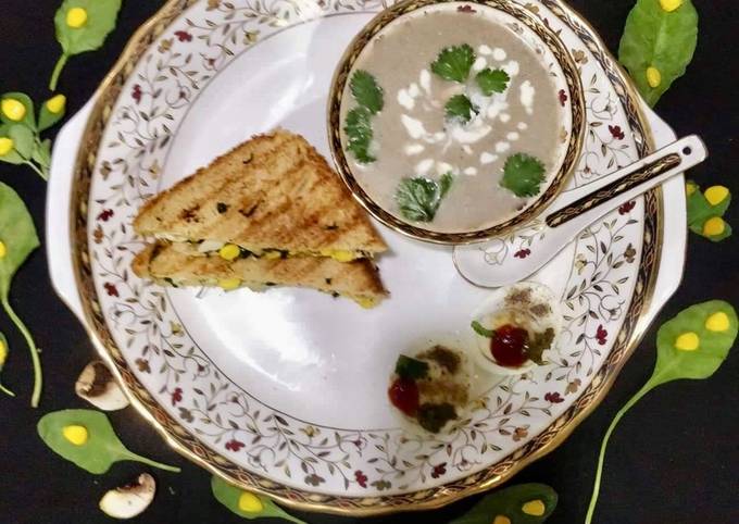 Simple Way to Prepare Speedy Cream of Mushroom Soup With Spinach-Methi Egg Sandwich