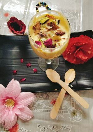 A picture of Saffron milk, Cardamom and nuts shrikhand ❤️❤️🥰🥰🥰.