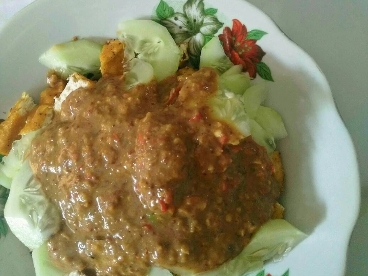 Cara Gampang Membuat Resep Rujak Petis yang Lezat Anti Ribet, Mantap Sekali