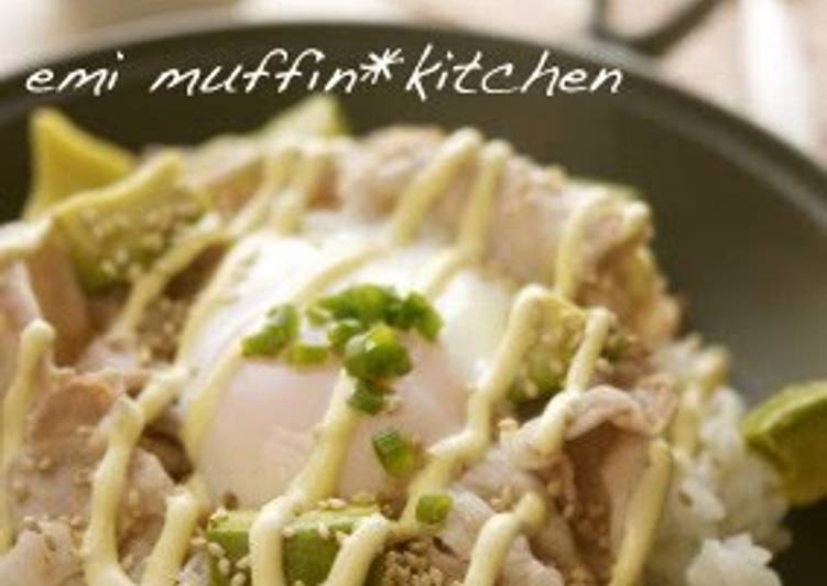 Recipe of Speedy An Easy Cafe-style Rice Bowl with Avocado and Pork