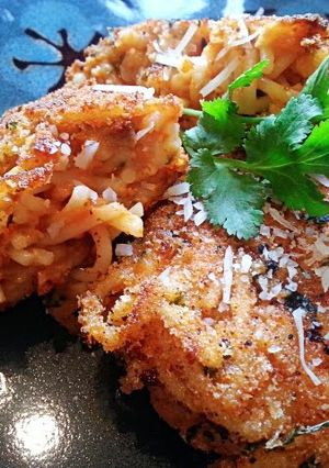 A picture of Ray's Spaghetti Pancakes.