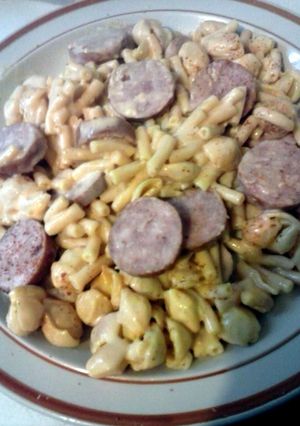 A picture of Mama's Smoking Mac-n-Cheese.