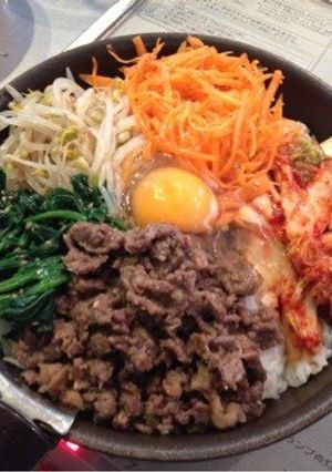 A picture of Addictive Bibimbap Made in a Frying Pan.