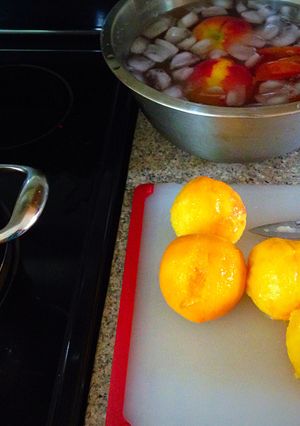 A picture of How To Peel Peaches or Nectarines.