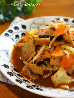 A picture of Sweet and Salty Miso Flavored Stir-Fried Meat and Vegetables.