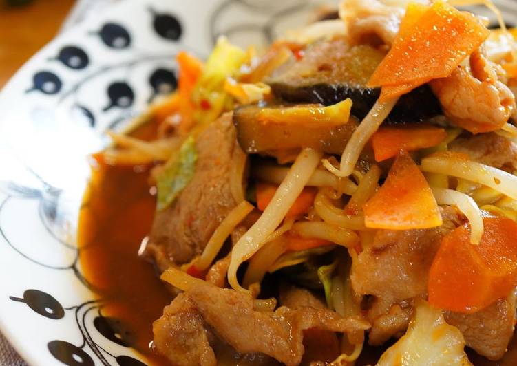 Recipe of Super Quick Homemade Sweet and Salty Miso Flavored Stir-Fried Meat and Vegetables
