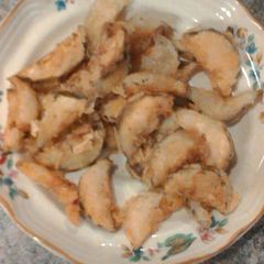 A picture of Spicy Beer Battered Deep Fried Pickles.