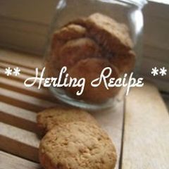 A picture of Macrobiotic Maple Coconut Cookies.
