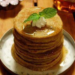 A picture of Simple Pancakes.
