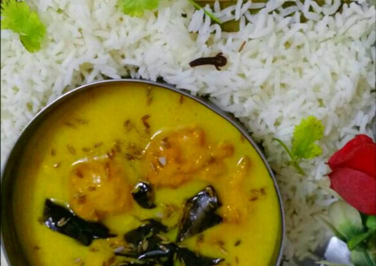 Simple Way to Prepare Perfect Kadhi chawal