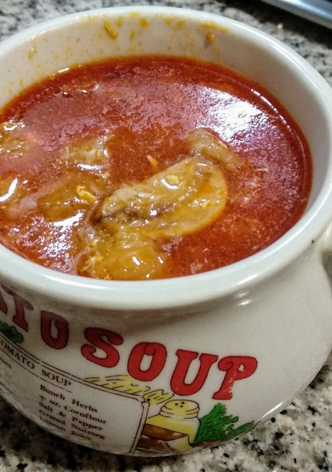 Una foto de Sopa castellana (de ajo)