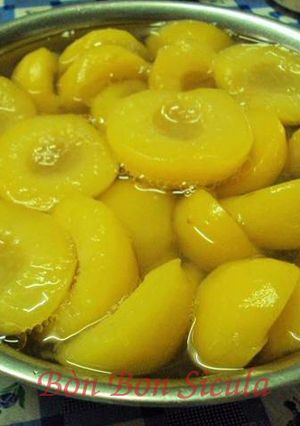 Hình của món Đào Ngâm Đường Phèn.